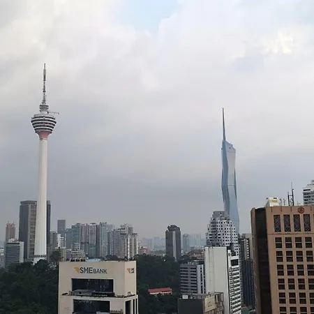 Deluxe Suite Klcc Sky Pool By Alaman Kuala Lumpur Exterior photo