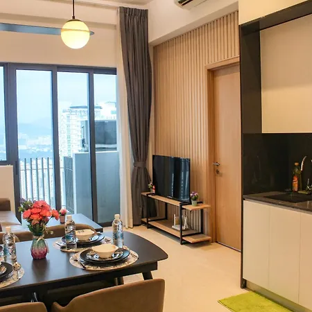 Deluxe Suite Klcc Sky Pool By Alaman Kuala Lumpur Exterior photo