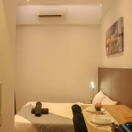 Deluxe Suite Klcc Sky Pool By Alaman Kuala Lumpur Exterior photo