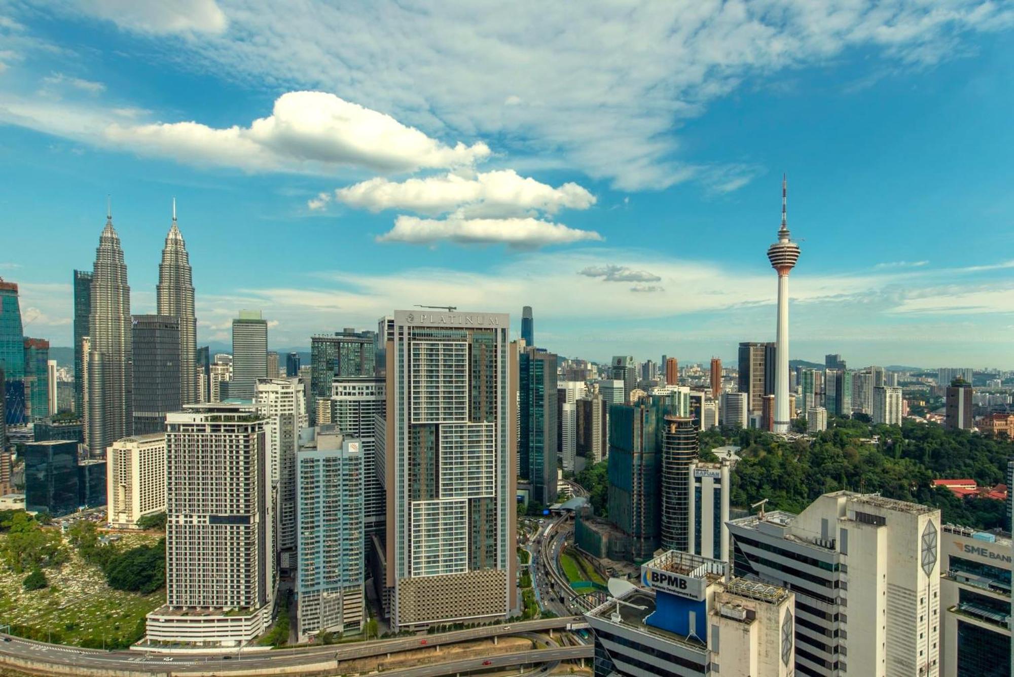 Deluxe Klcc Sky Pool By Alaman * Kuala Lumpur